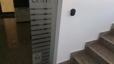 Cititor de control acces