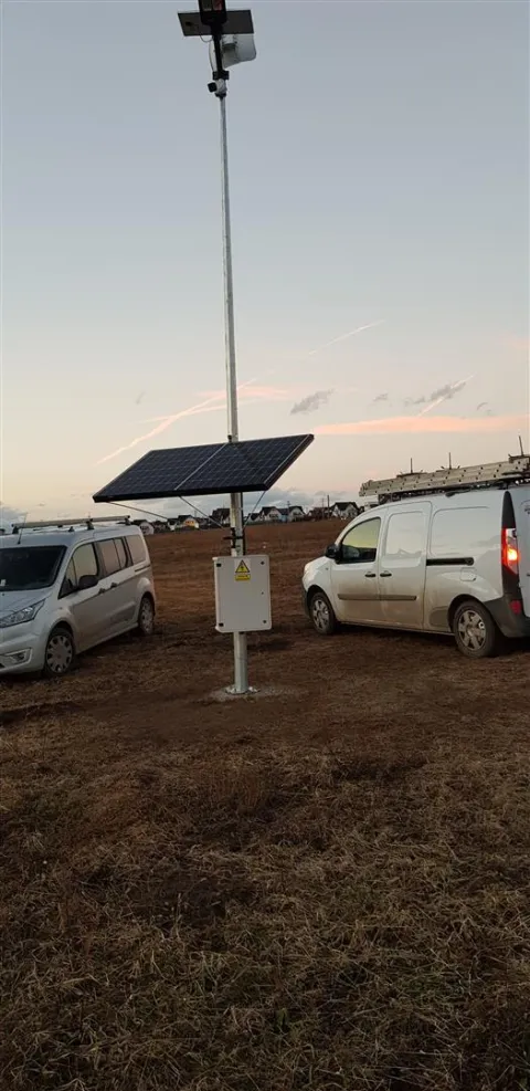 Sisteme supraveghere video cu alimentare solară
