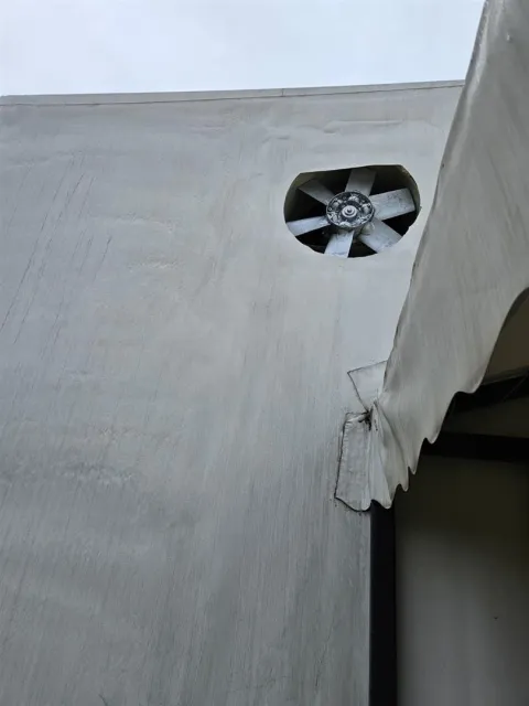 Ventilator evacuare gaze fierbinți